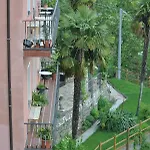 Casa Azzurro * קנוביו