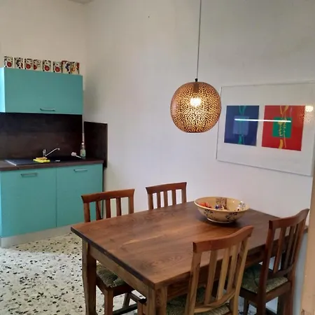 Casa Azzurro 카노비오
